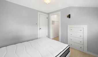 164 7th St, Bangor, ME 04401
