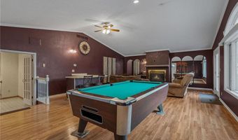 2101 6th Ave NE, Austin, MN 55912