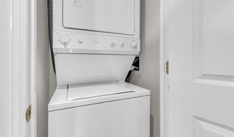 5 PARK Pl 107, Annapolis, MD 21401