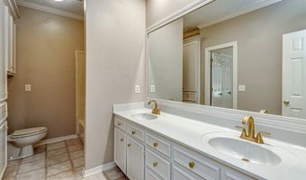 560 Dixton Dr, Brandon, MS 39047