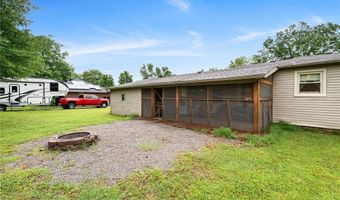 605 6Th St, Barling, AR 72923