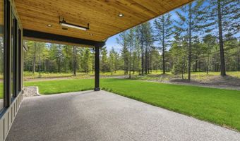 7518 E Duke Ln, Athol, ID 83801