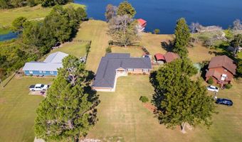 2612 Buck Head Rd, Baxley, GA 31513