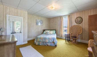 1696 Morton Ave, Albany, OH 45710
