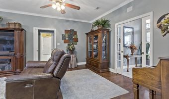 1720 Hollister Dr, Alcoa, TN 37701