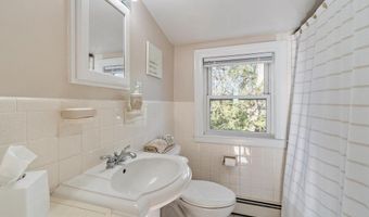 289 South Rd, Bedford, MA 01730