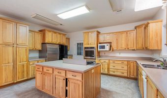 135 Red Bird Cv, Batesville, MS 38606