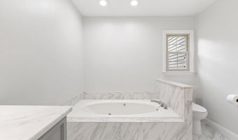 110 BRIDLE Ln, Ambler, PA 19002