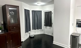 19 CENTER St, Barnegat, NJ 08005