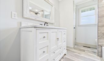 901 Fremont Dr, Anderson, IN 46012