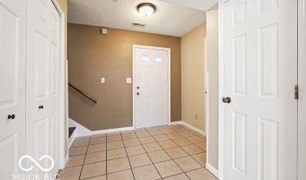 547 Deer Trail Dr, Indianapolis, IN 46217