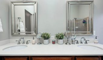 6052 Pine Bluff Dr, Avon, IN 46123