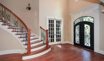 2210 Spalding Dr, Atlanta, GA 30350