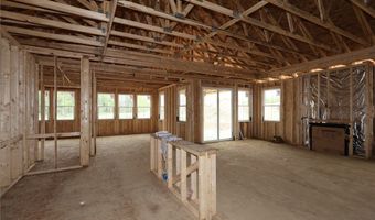 2433 Merriment Dr, Amherst, OH 44001