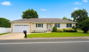 92 Birch St, Beachwood, NJ 08722