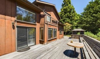 3122 St Louis Rd, Arcata, CA 95521
