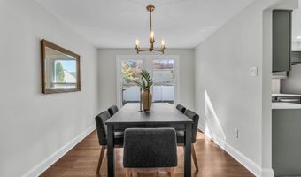 35 Bayside Ave, Barnegat, NJ 08005