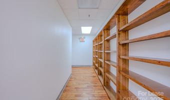 124 College Street Unit 3Rd Floor 3Rd Floor, Asheville, NC 28801