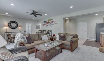 3932 Kristi Way, Greenwood, IN 46142