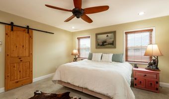54 Upper Rim Rd E, Arroyo Seco, NM 87514