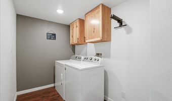 3903 BEVANS St, Cheyenne, WY 82009
