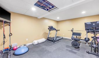 5123 Dominion Dr, Arnold, MO 63010