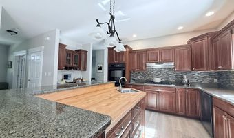 134 Pine Ledge Rd, Bangor, ME 04401