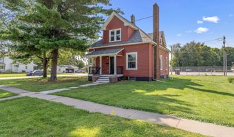 512 E MAIN St, Aledo, IL 61231