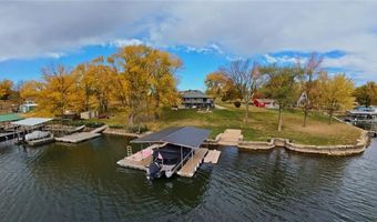 980 Lake Viking Ter, Altamont, MO 64620