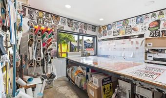 912 Tiogue Ave, Coventry, RI 02816