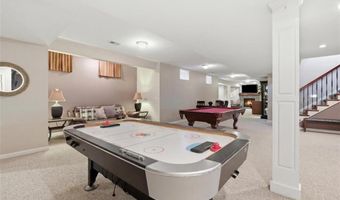 15586 Cedar Ln, Basehor, KS 66007