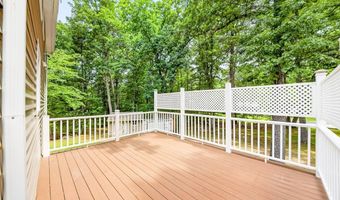 19 Greenleaf St, Billerica, MA 01821