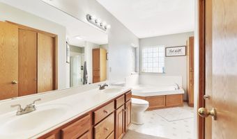 3100 Country Lane Dr, Augusta, KS 67010