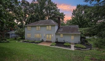 3802 IVANHOE Ln, Alexandria, VA 22310