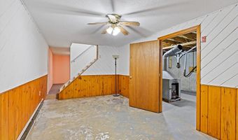 62 Fletcher Rd, Auburn, ME 04210