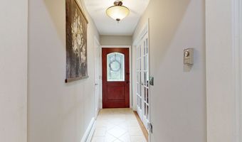 13 Birch Rd, Danbury, CT 06811