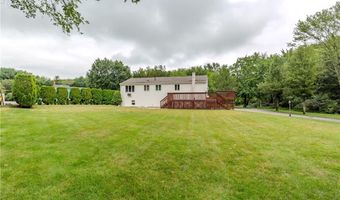 422 Buxton St, North Smithfield, RI 02896