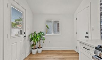 13817 Bromwich St, Arleta, CA 91331