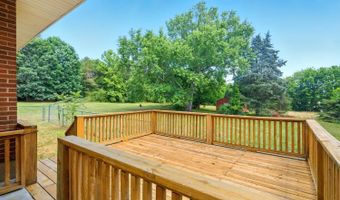 601 Riverview Dr, Altavista, VA 24517