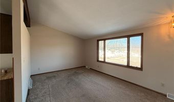528 W Sorenson Ave, Appleton, MN 56208