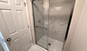 2000 RED MAPLE Grv, Ambler, PA 19002