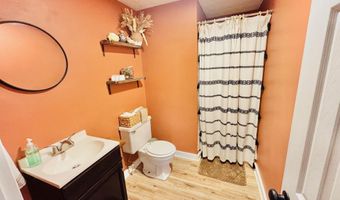 1191 N Lawrence Hollow Dr, Bloomfield, IN 47424