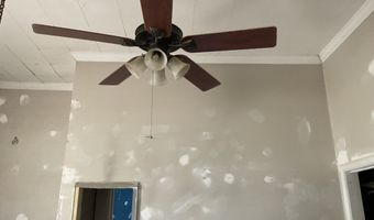 334 Atlanta St, Barnesville, GA 30204