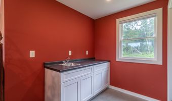 241 S Albany Rd, Albany, VT 05820