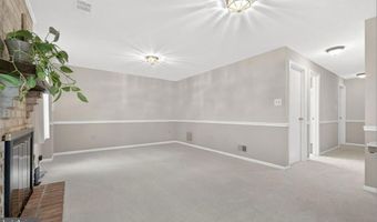 7504 WESTLAKE Ter 25, Bethesda, MD 20817