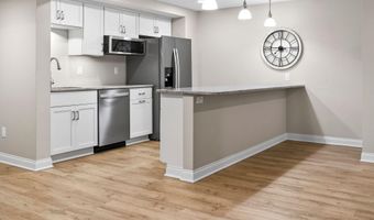 4351 N SUGAR MAPLE Ln, Appleton, WI 54913