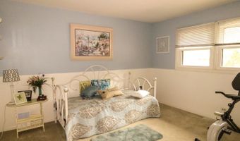 3322 Alethea Dr, Algonquin, IL 60102