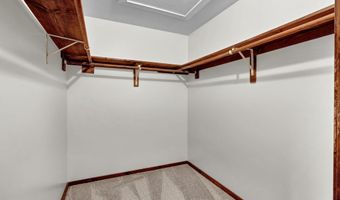 70 Smith Ln, Burlington, CT 06013