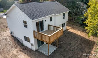 10613 68th Ave, Allendale, MI 49401