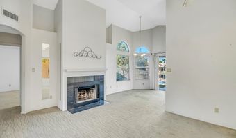 238 S LAKEVIEW Blvd, Chandler, AZ 85225